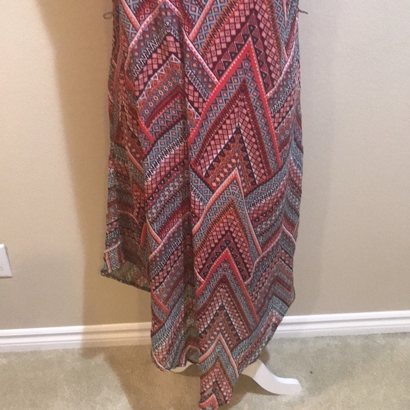 Chevron Patterned Sheer fully Lined Sleeveless Fish Tail Dress-Size L - Picture 8 of 12